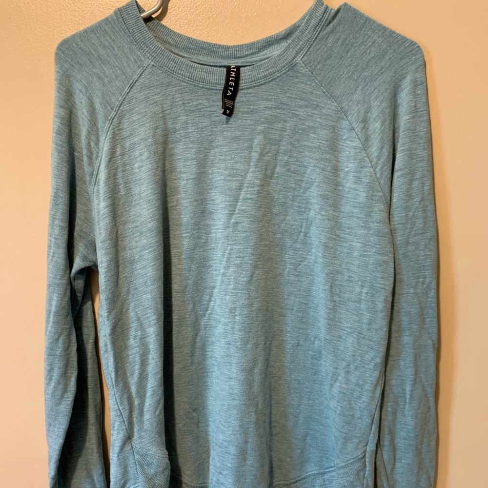Athlete long sleeved top